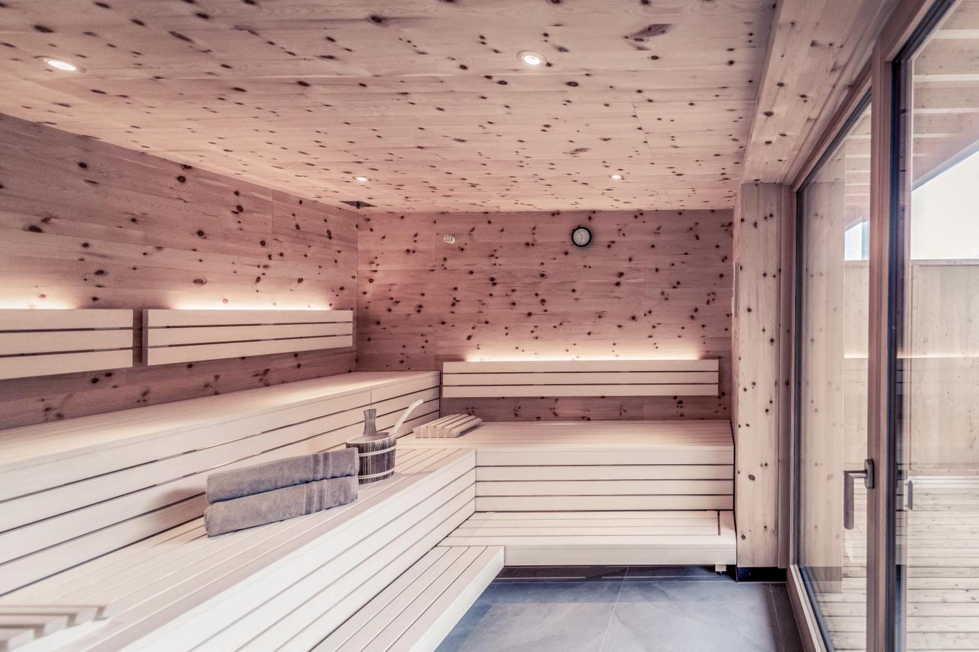 Boutique Hotel Lechzeit Elmen Eksteriør bilde